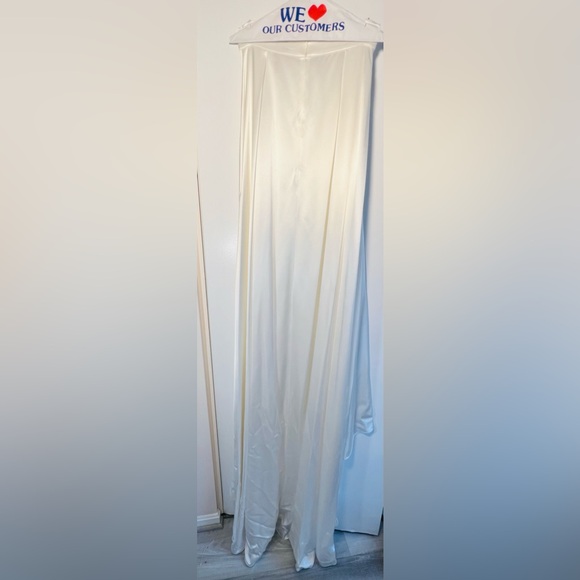 Retrofête EVALINA Dress - Worn Once and Dry Cleaned - Picture 11 of 11